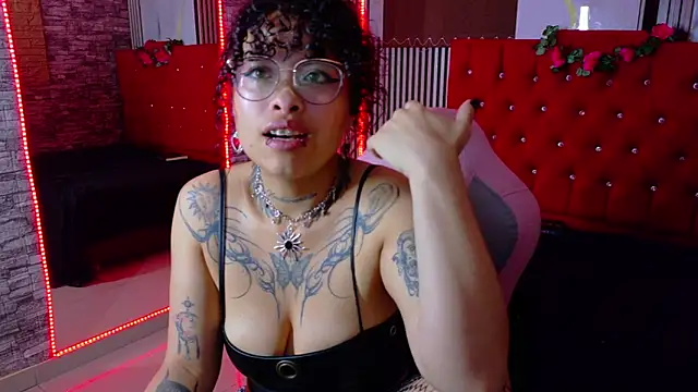 mia_hernnandez's cam snapshot