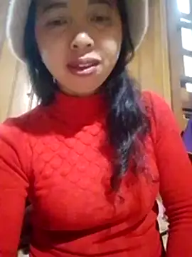 TRIEUTRIEU20 live sex cam