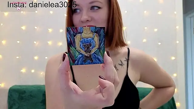 Sladkaya_2025's cam snapshot