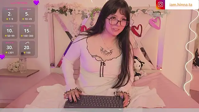 hina_tay's cam snapshot