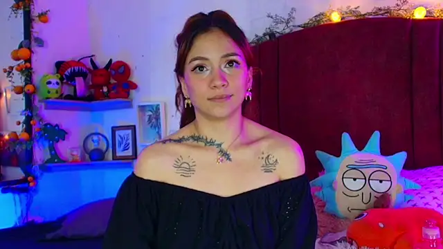 alisson_zafiro_'s cam snapshot