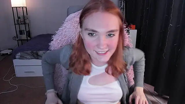 ReddHotPipper live sex cam