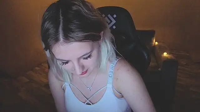 grase_neon's cam snapshot