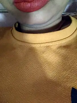 Ayeshablr's cam snapshot