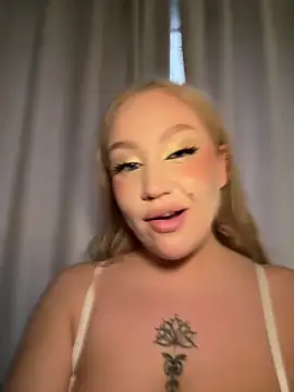 RollDolls live sex cam