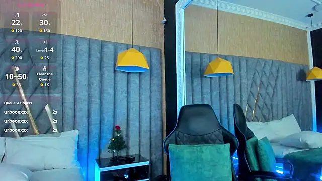 SkylerBloomm's cam snapshot