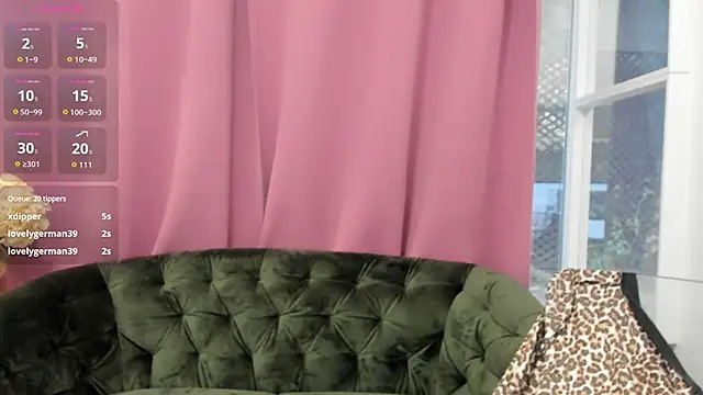 LadyAfterDark_'s cam snapshot