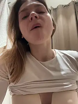 ValenciaShock live sex cam