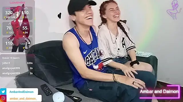 Ambar_and_daimon_ live sex cam