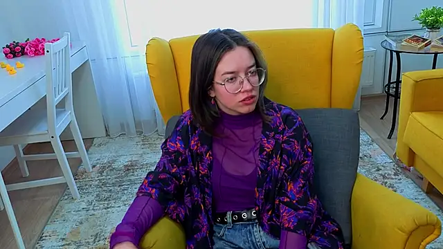 KarrenPear's cam snapshot