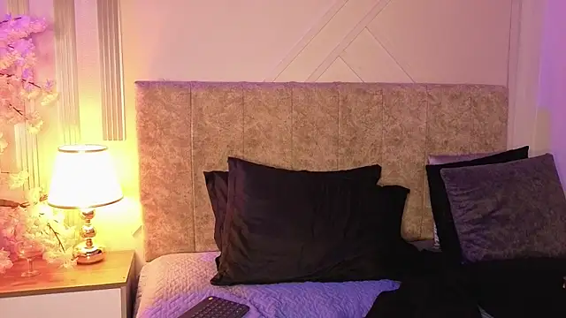 angelinarouse_'s cam snapshot