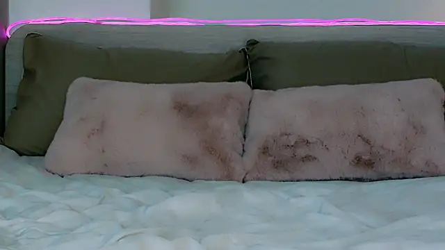 oh-my-mia live sex cam