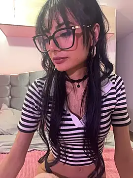 _Lucycherry's cam snapshot