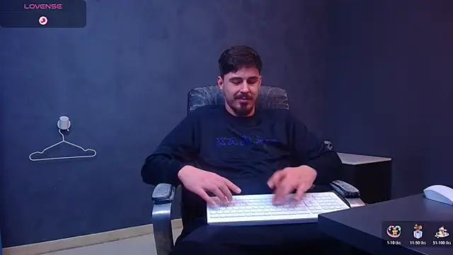 EnzoRace's cam snapshot