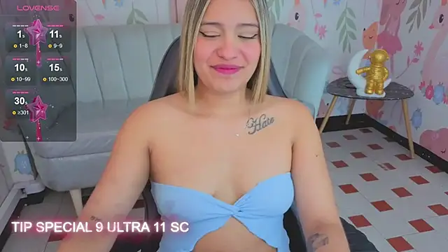 Paris09_v_'s cam snapshot