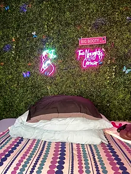 RenaThickAss's cam snapshot