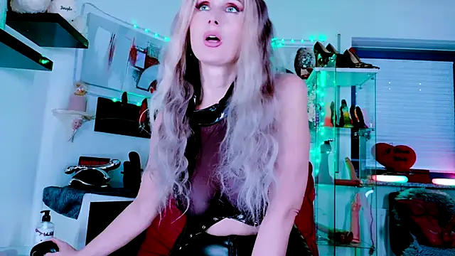 2bigass4_u live sex cam