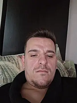 Huge_cock22cm's cam snapshot