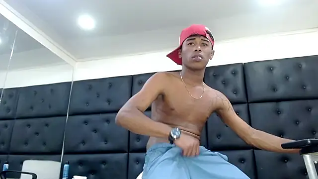 TonnyMarck live sex cam