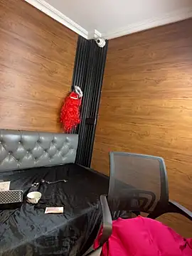 Yvonny27's cam snapshot