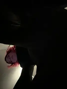 RiriRoseey live sex cam