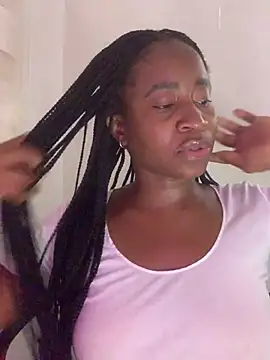 MISSMAYSROOM's cam snapshot