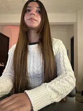 aly_golden_ live sex cam