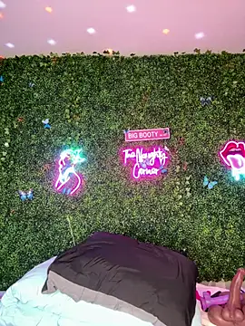 RenaThickAss's cam snapshot