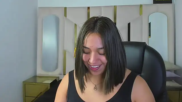 IsabellRodriguez18's cam snapshot