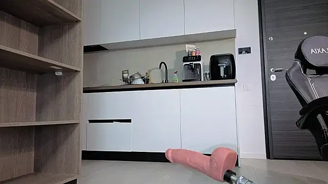 Megan_Ros's cam snapshot