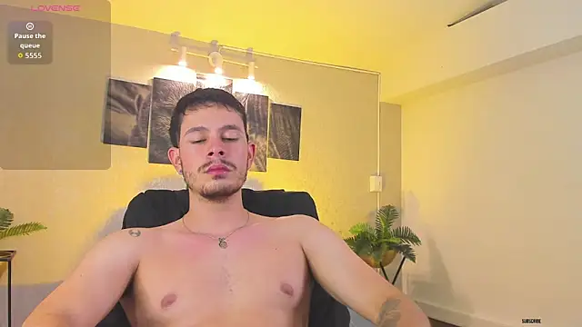 Nils_saintt live sex cam
