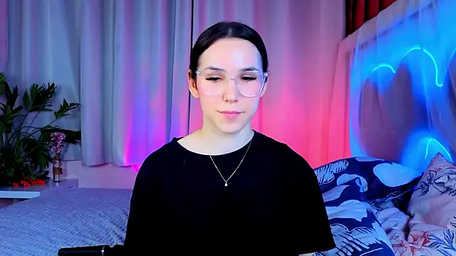 -CindyLou's cam snapshot