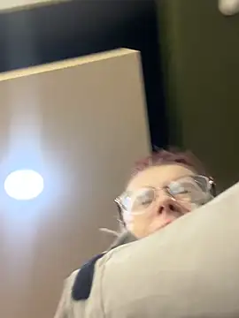 raen001 live sex cam