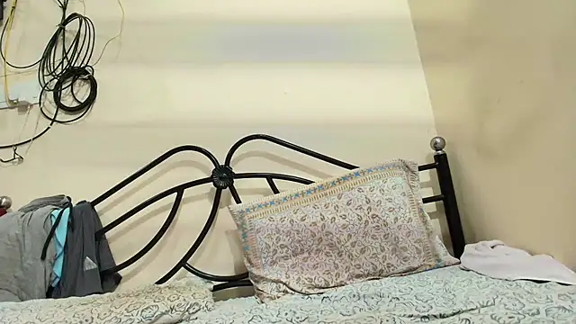 Monika_Raj_'s cam snapshot