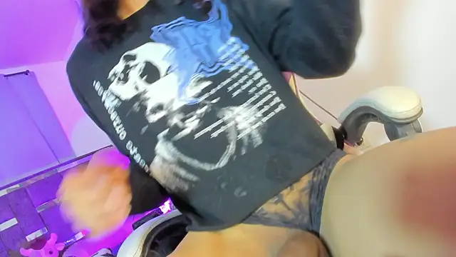 Angelasantini0 live sex cam