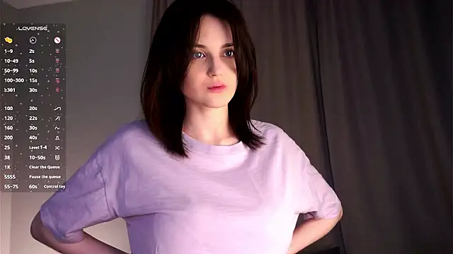 EffieHenri live sex cam