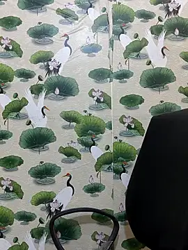 Attractive_Queen_'s cam snapshot