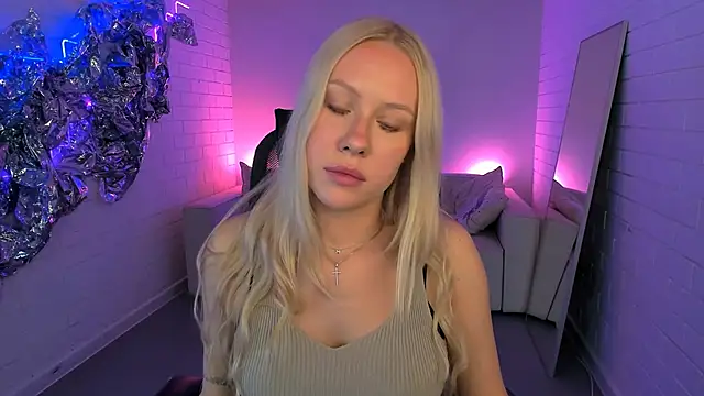 AprilChambers's cam snapshot