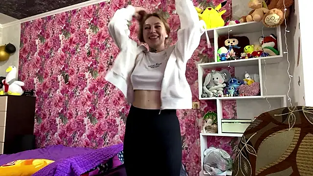 TraciBallena's cam snapshot