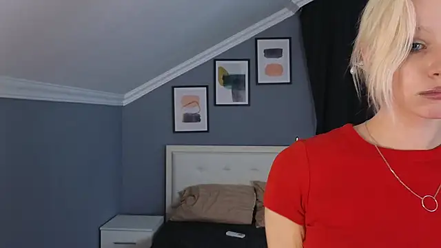 Naomi_Demio's cam snapshot