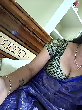 vanitelugu22's cam snapshot