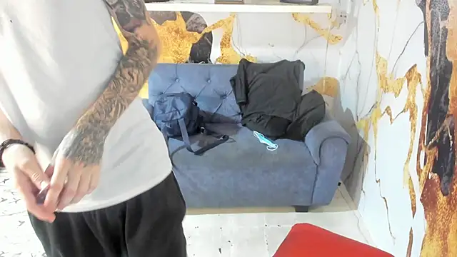 StraightBoy_Nick's cam snapshot