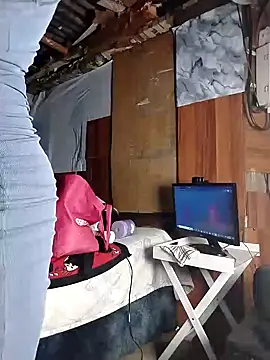 QUEENZAZA's cam snapshot