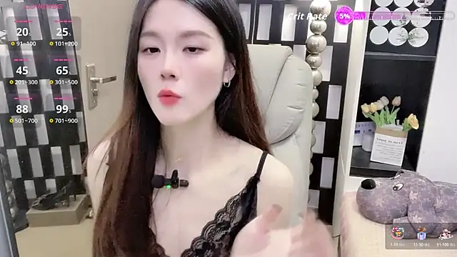 Yueyue-MM live sex cam