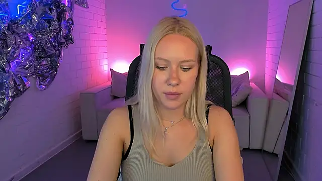 AprilChambers's cam snapshot