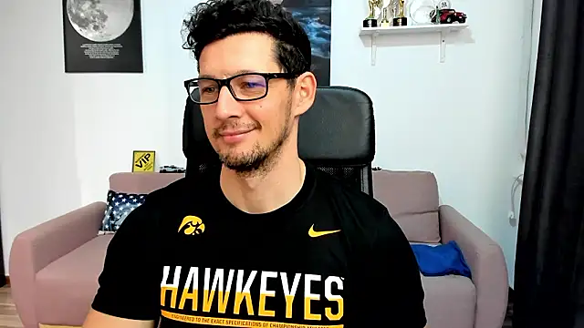 BrutusK08 live sex cam