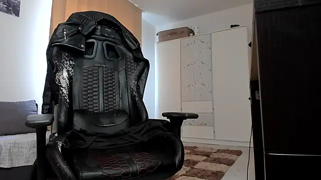 liamaesthetic's cam snapshot