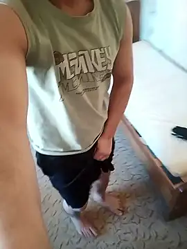 Llovlyboyyyy12's cam snapshot