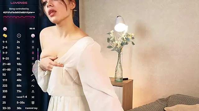 VioletMyersss's cam snapshot