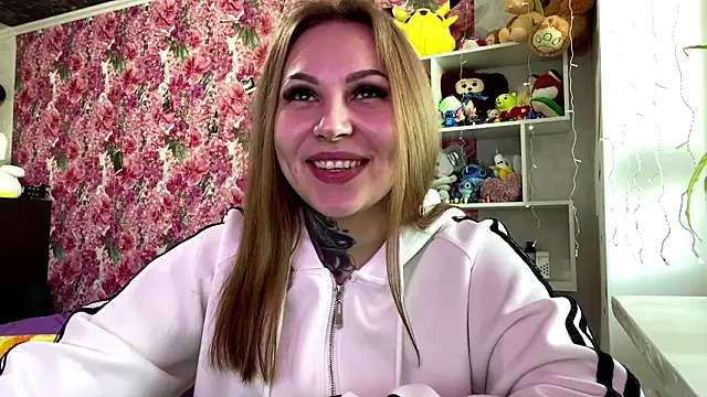 TraciBallena's cam snapshot